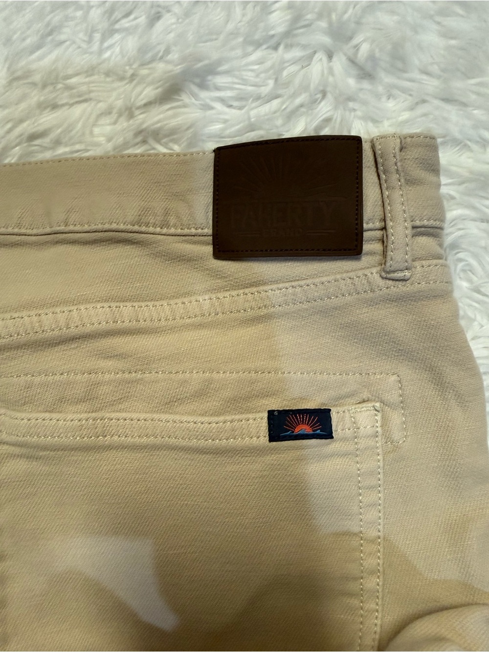 Faherty Pants Men - Picture 16 of 16